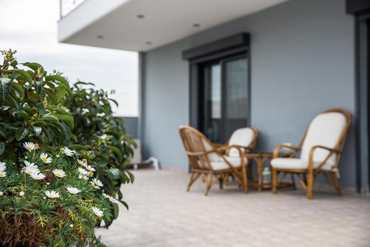 Spacious Modern Apartments With Great Rooftop View アテネ エクステリア 写真