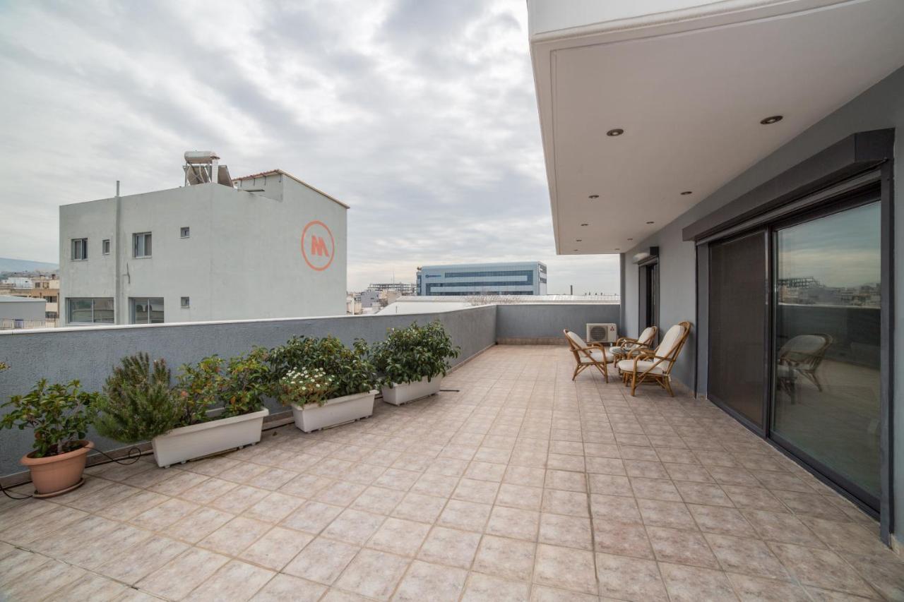 Spacious Modern Apartments With Great Rooftop View アテネ エクステリア 写真