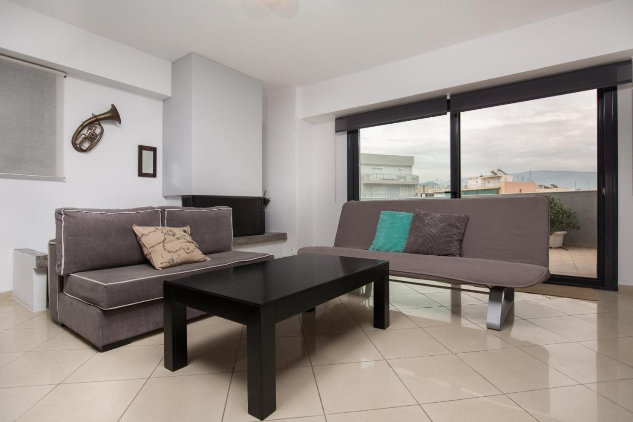 Spacious Modern Apartments With Great Rooftop View アテネ エクステリア 写真