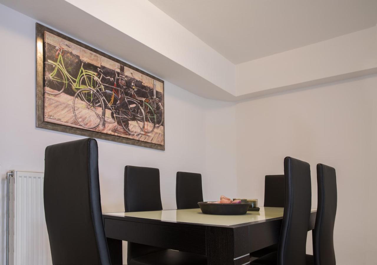 Spacious Modern Apartments With Great Rooftop View アテネ エクステリア 写真