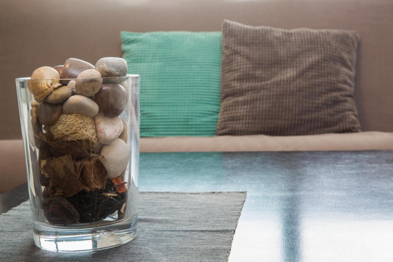 Spacious Modern Apartments With Great Rooftop View アテネ エクステリア 写真