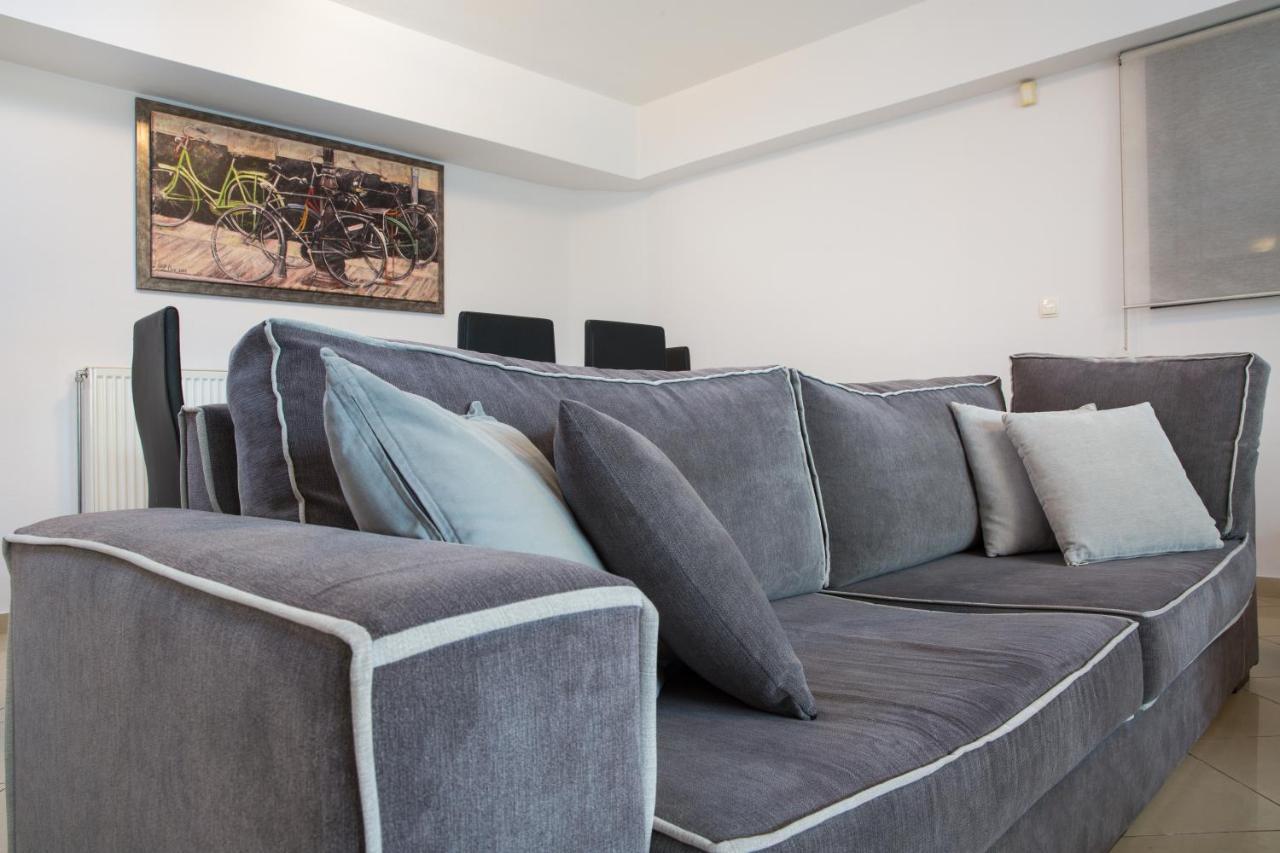Spacious Modern Apartments With Great Rooftop View アテネ エクステリア 写真