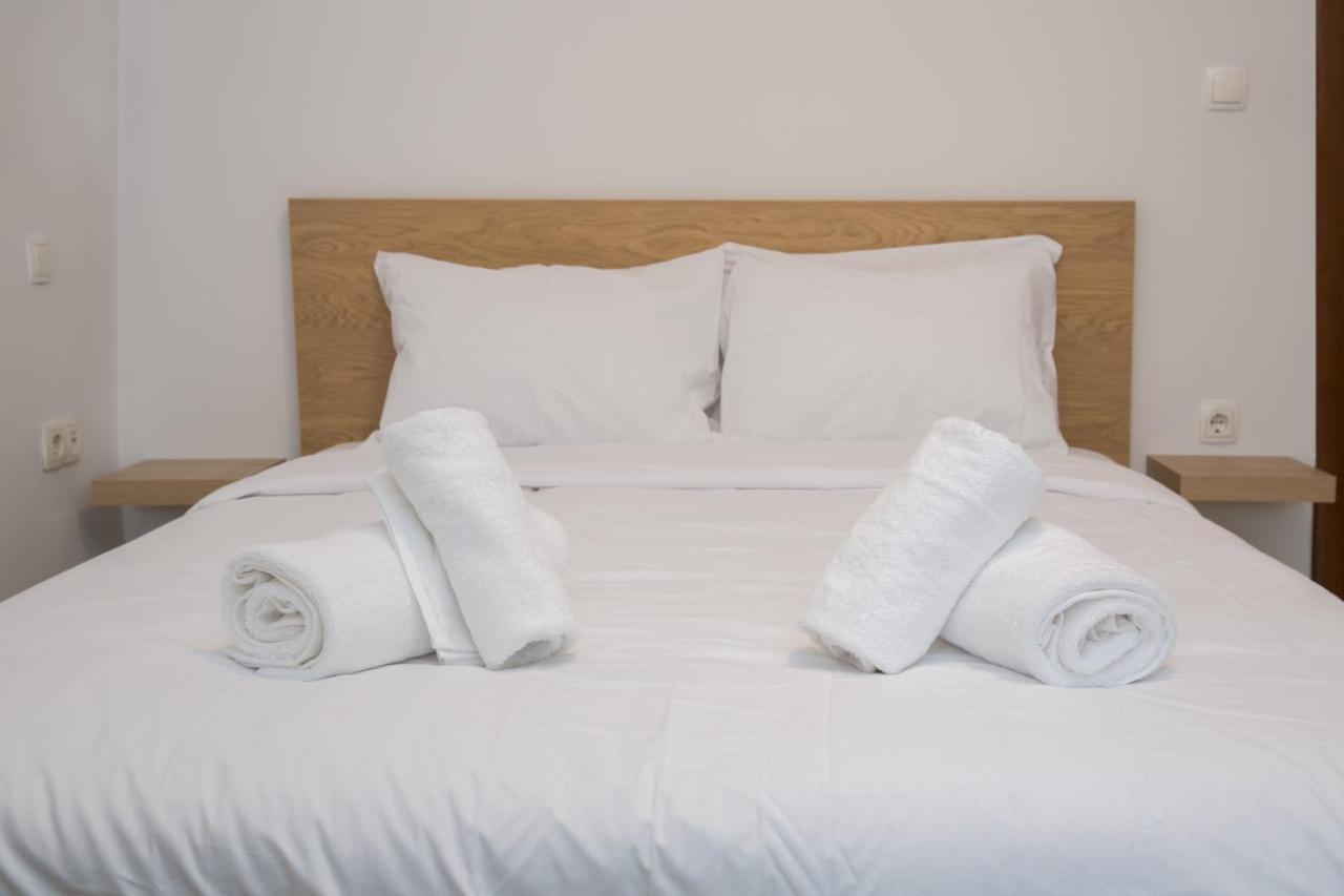 Spacious Modern Apartments With Great Rooftop View アテネ エクステリア 写真